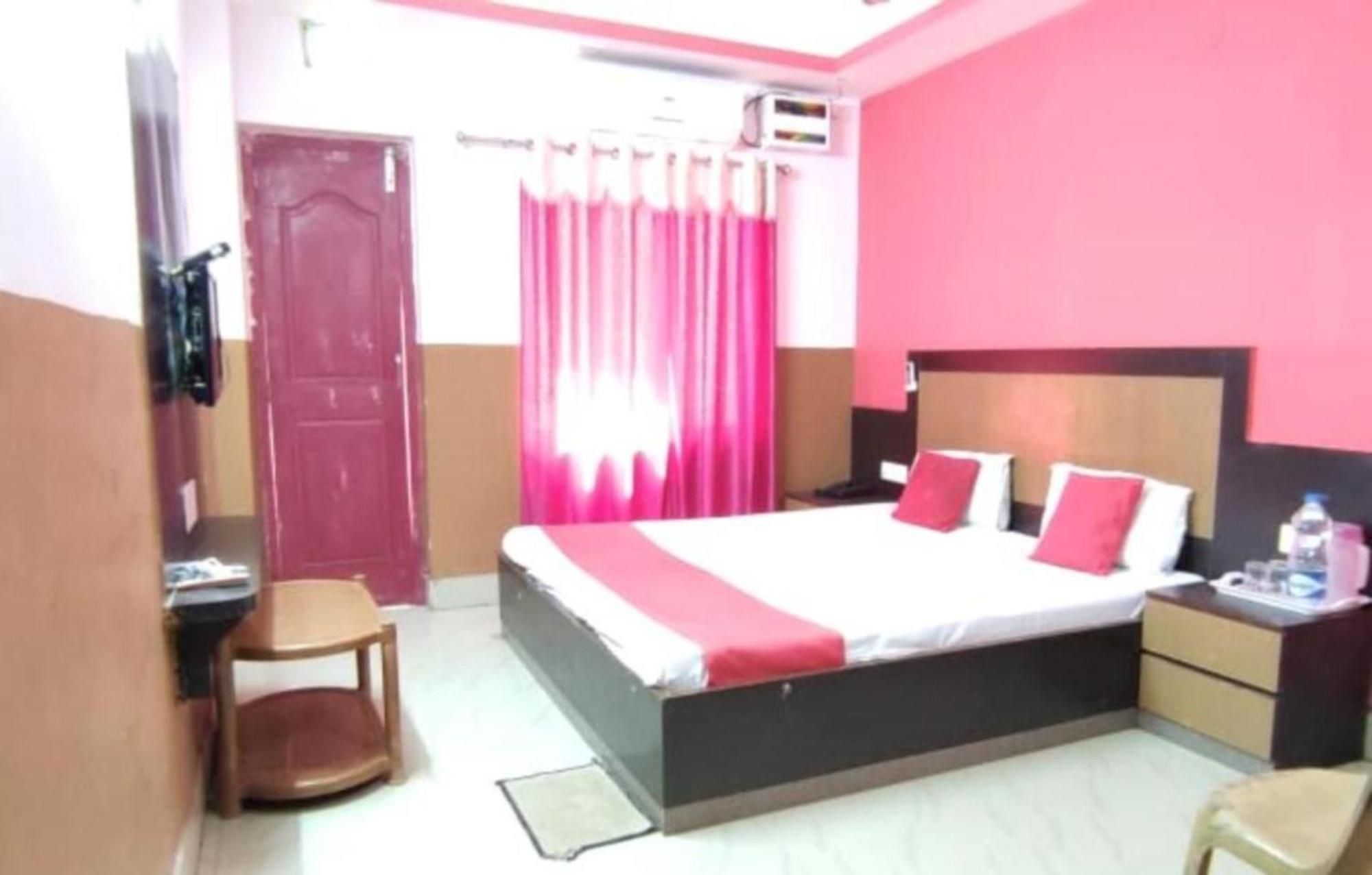 Hotel Samrat Palace Near Puri Sea Beach Best Choice Of Travellers By Morservices Zewnętrze zdjęcie