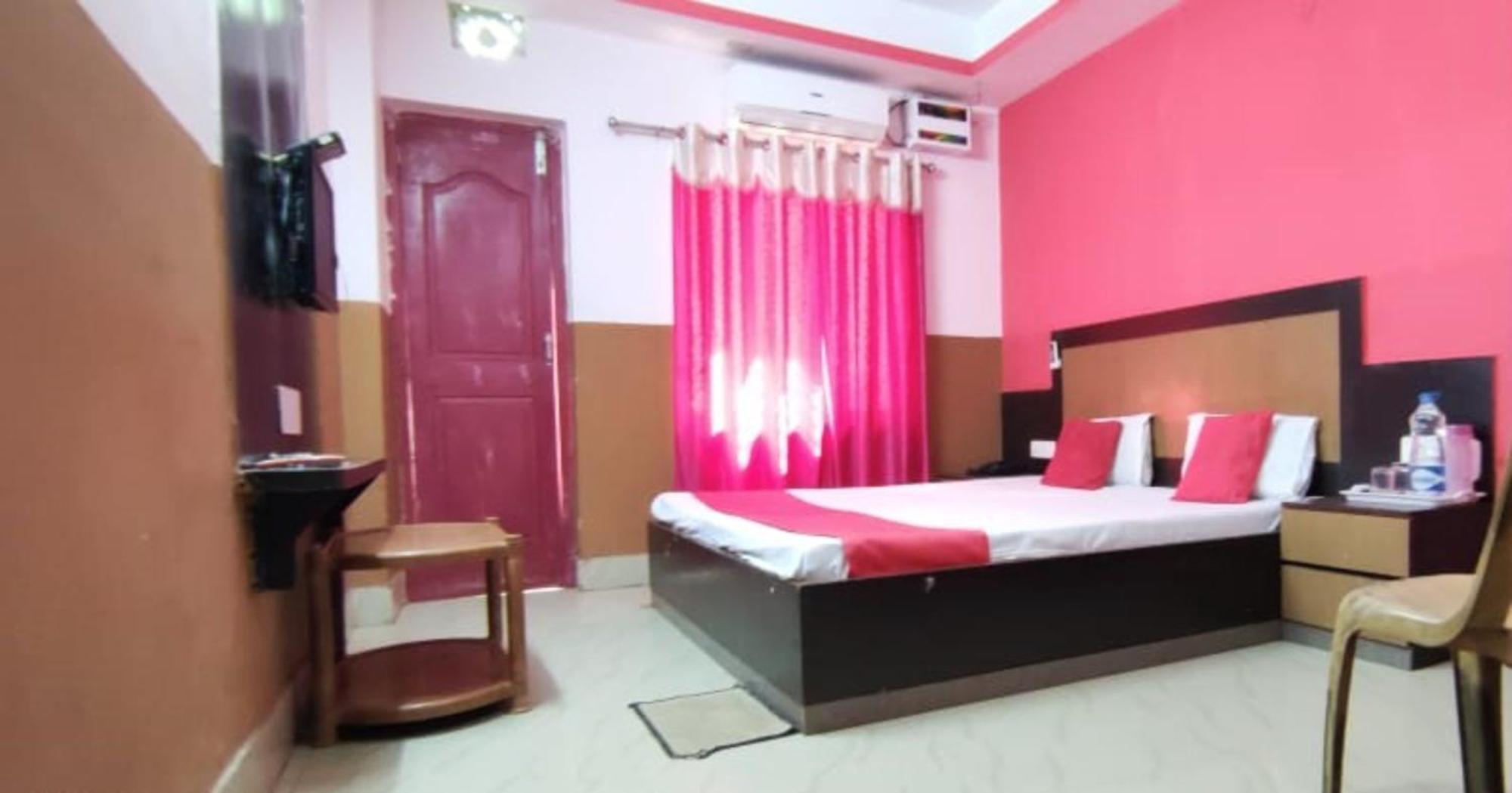 Hotel Samrat Palace Near Puri Sea Beach Best Choice Of Travellers By Morservices Zewnętrze zdjęcie