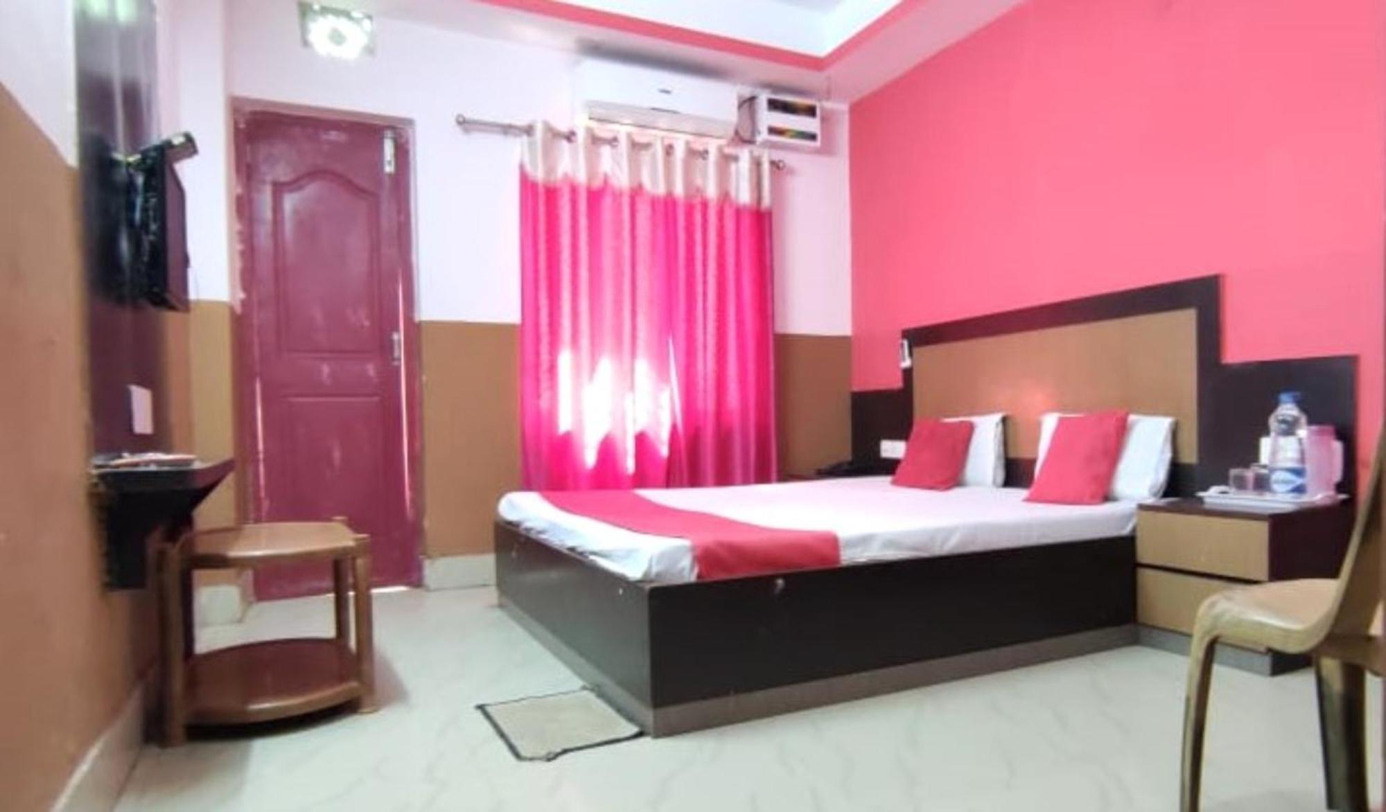 Hotel Samrat Palace Near Puri Sea Beach Best Choice Of Travellers By Morservices Zewnętrze zdjęcie
