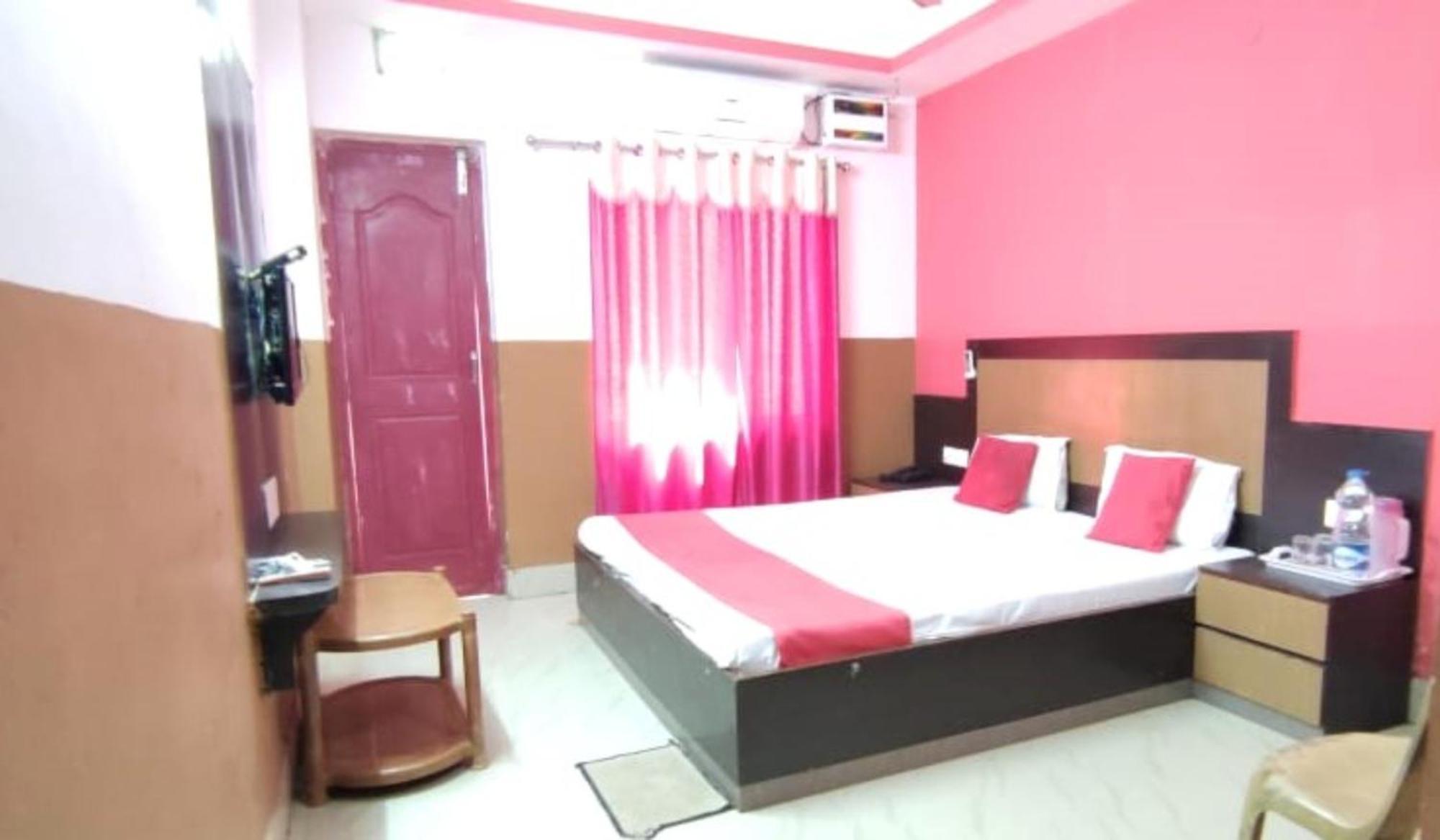 Hotel Samrat Palace Near Puri Sea Beach Best Choice Of Travellers By Morservices Zewnętrze zdjęcie